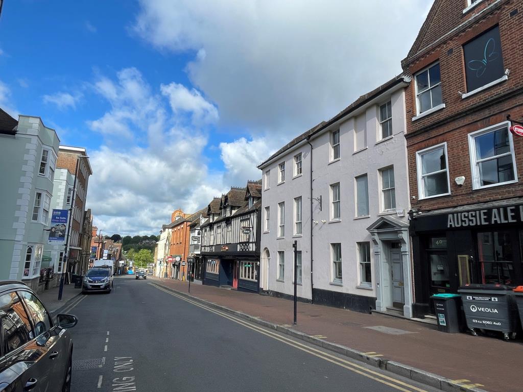 Lot: 30 - DOUBLE FRONTED TOWN CENTRE PROPERTY WITH POTENTIAL - View looking down Earl Street